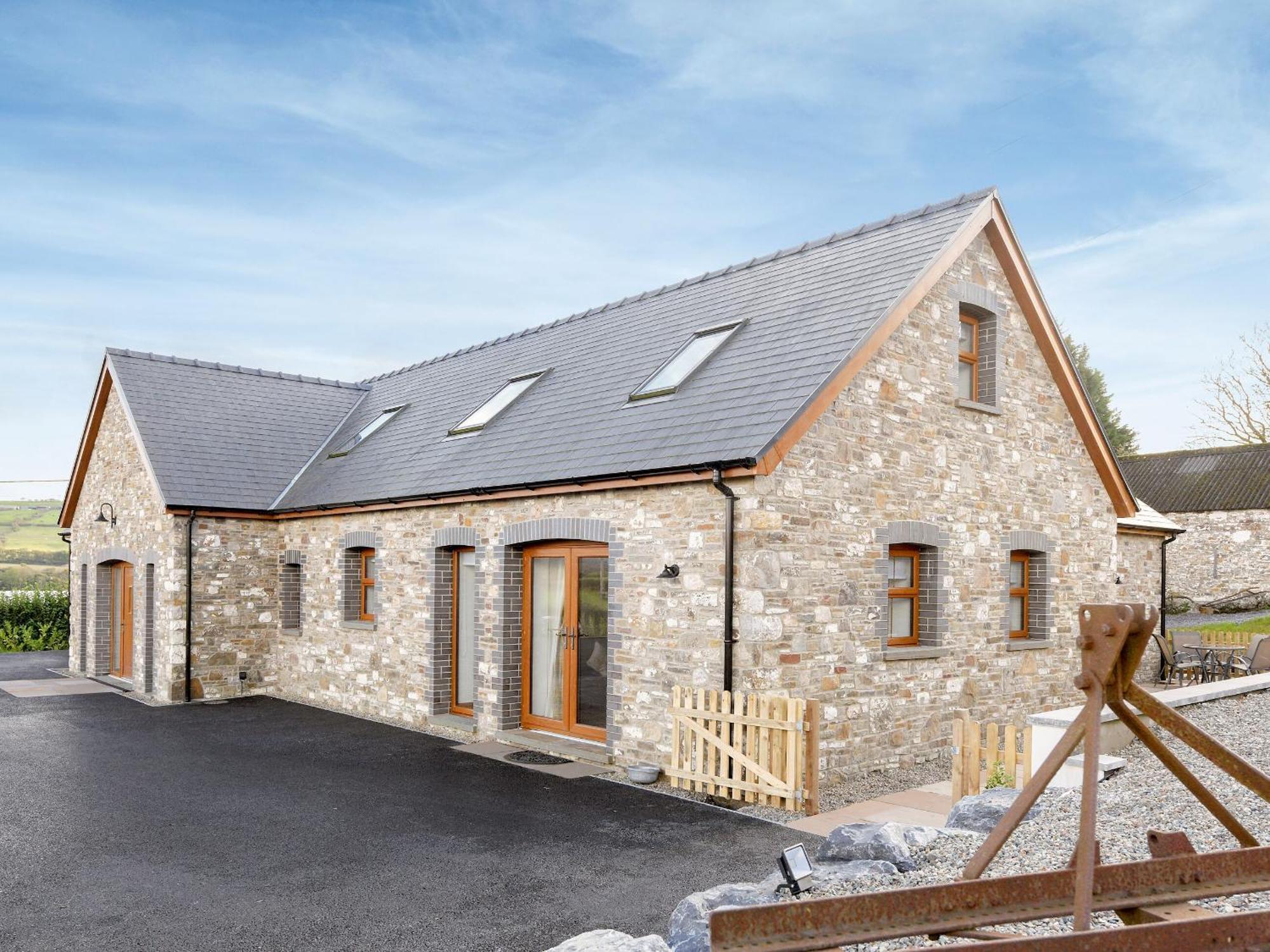 Y Beudy Bach Villa Pont-y-Berem Luaran gambar
